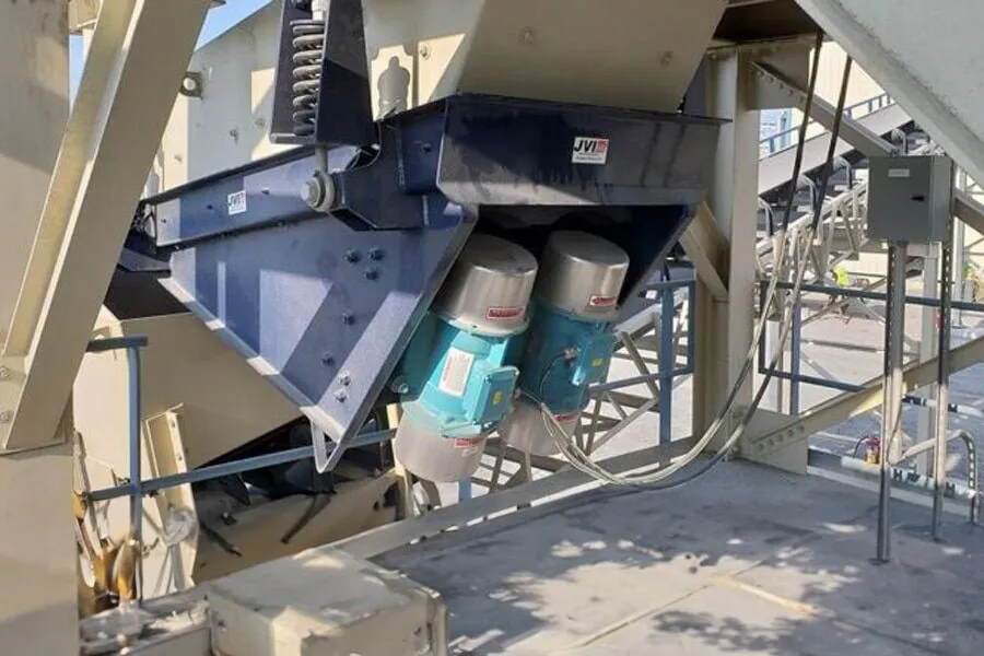 Electromechanical Pan Feeder Single Mass Design