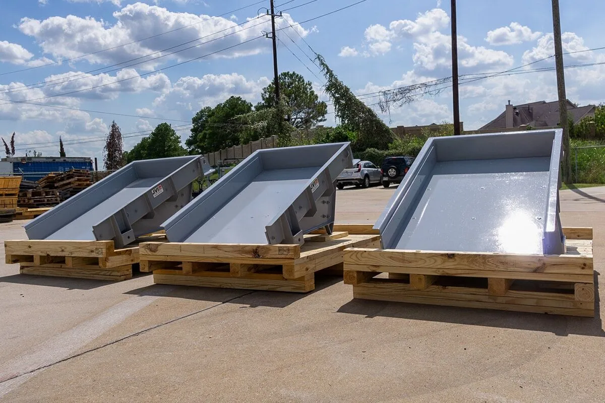 Tunnel Feeders regulate aggregate stockpiles