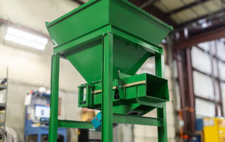 Electromagnetic Pan Feeder with Stand and Hopper