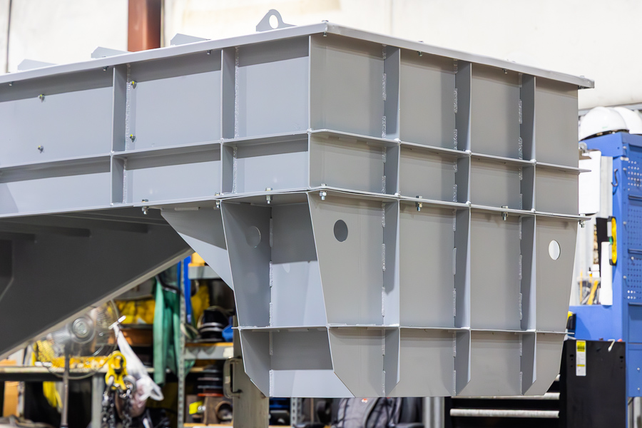Steel Mill JVI Custom Vibratory Electromechanical Pan Feeder Vertical Discharge